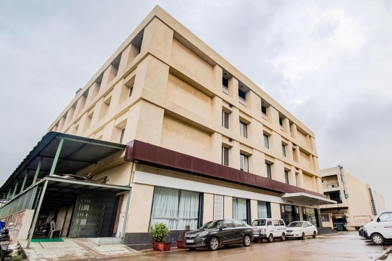 Gopalas Residency Kalyan-Bhiwandi Exteriör bild